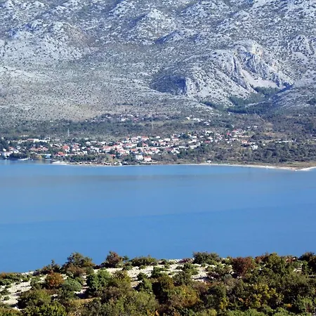 House With A Parking Space Seline, Paklenica - 16318 סטאריגרד-פקלניצה